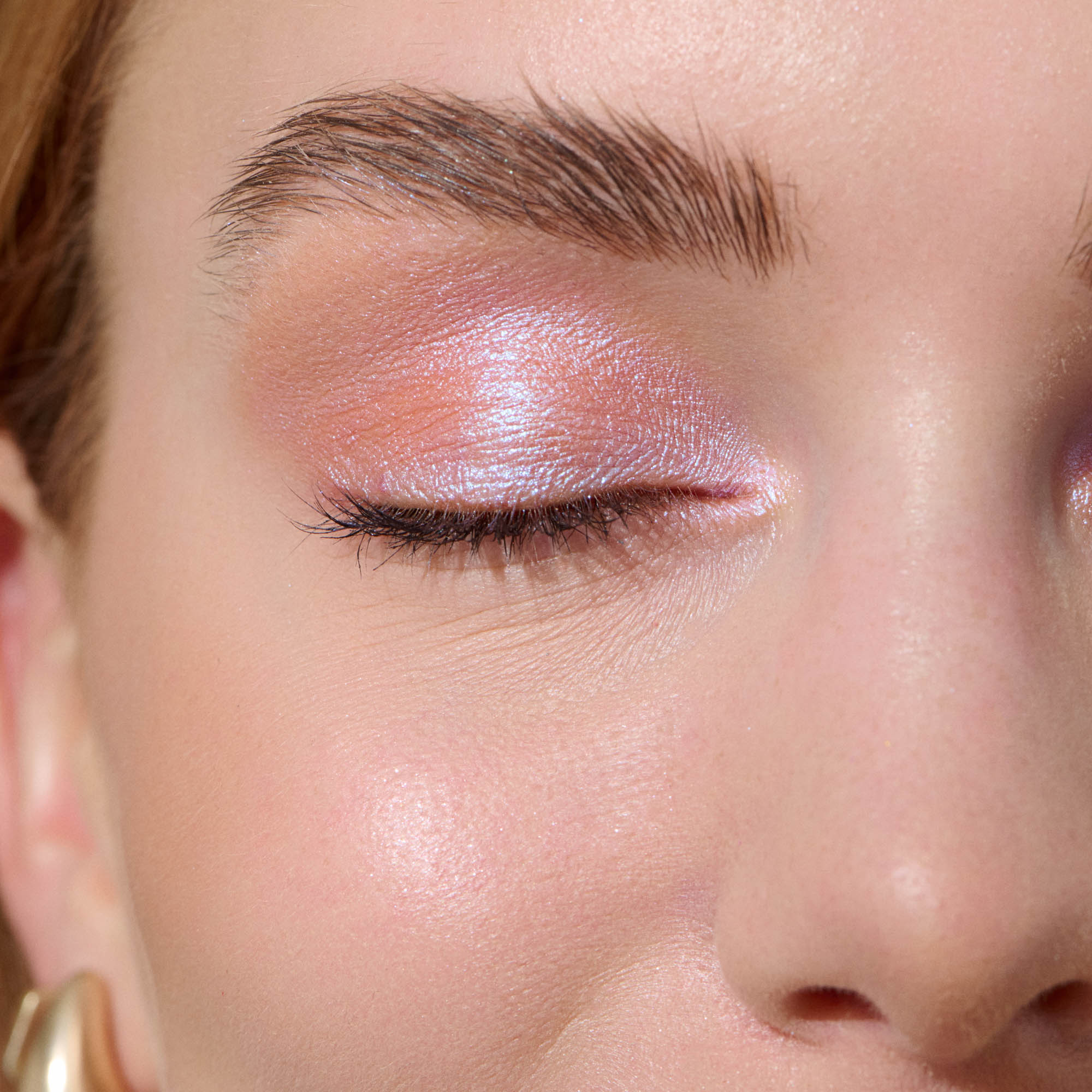 Loose Eyeshadow
