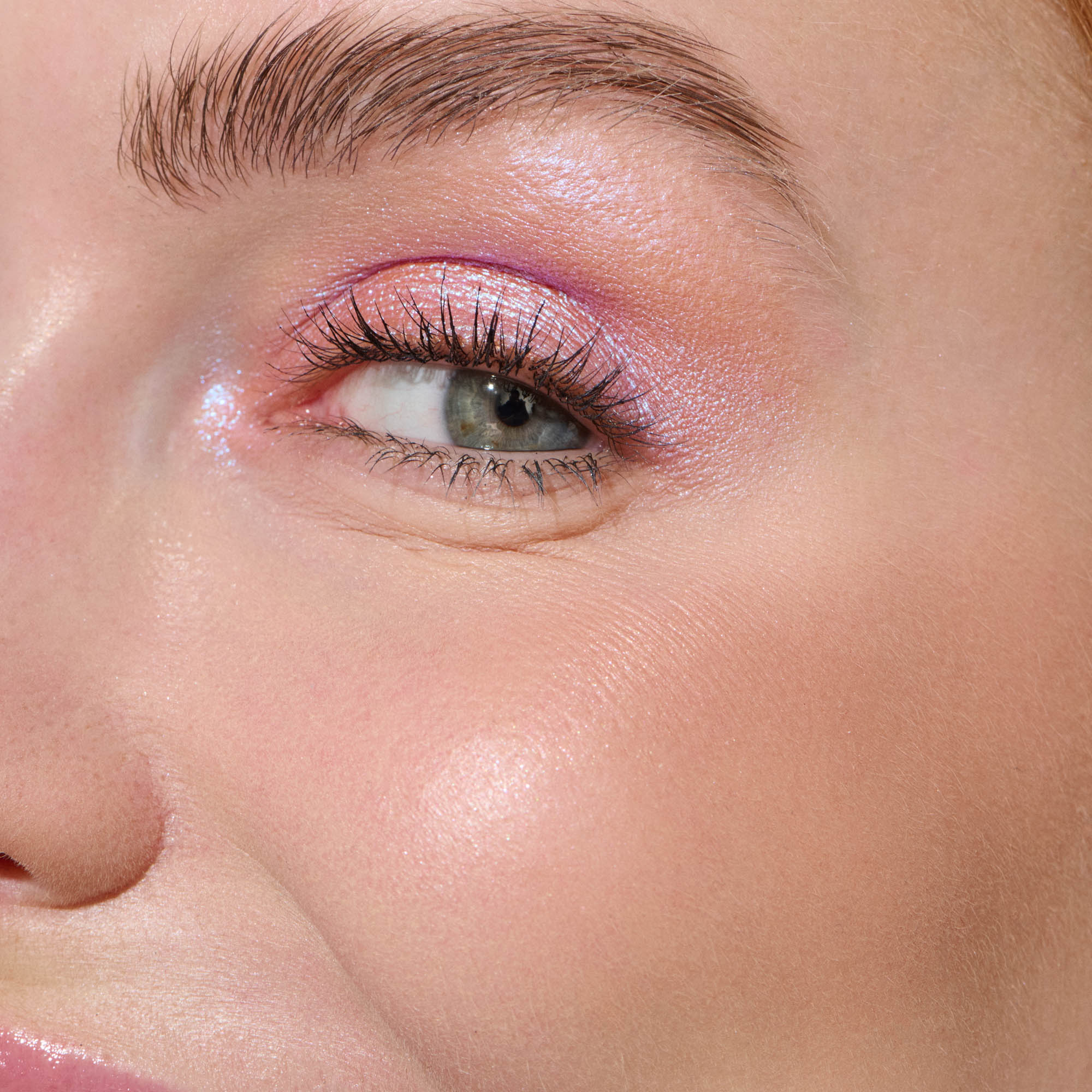 Loose Eyeshadow