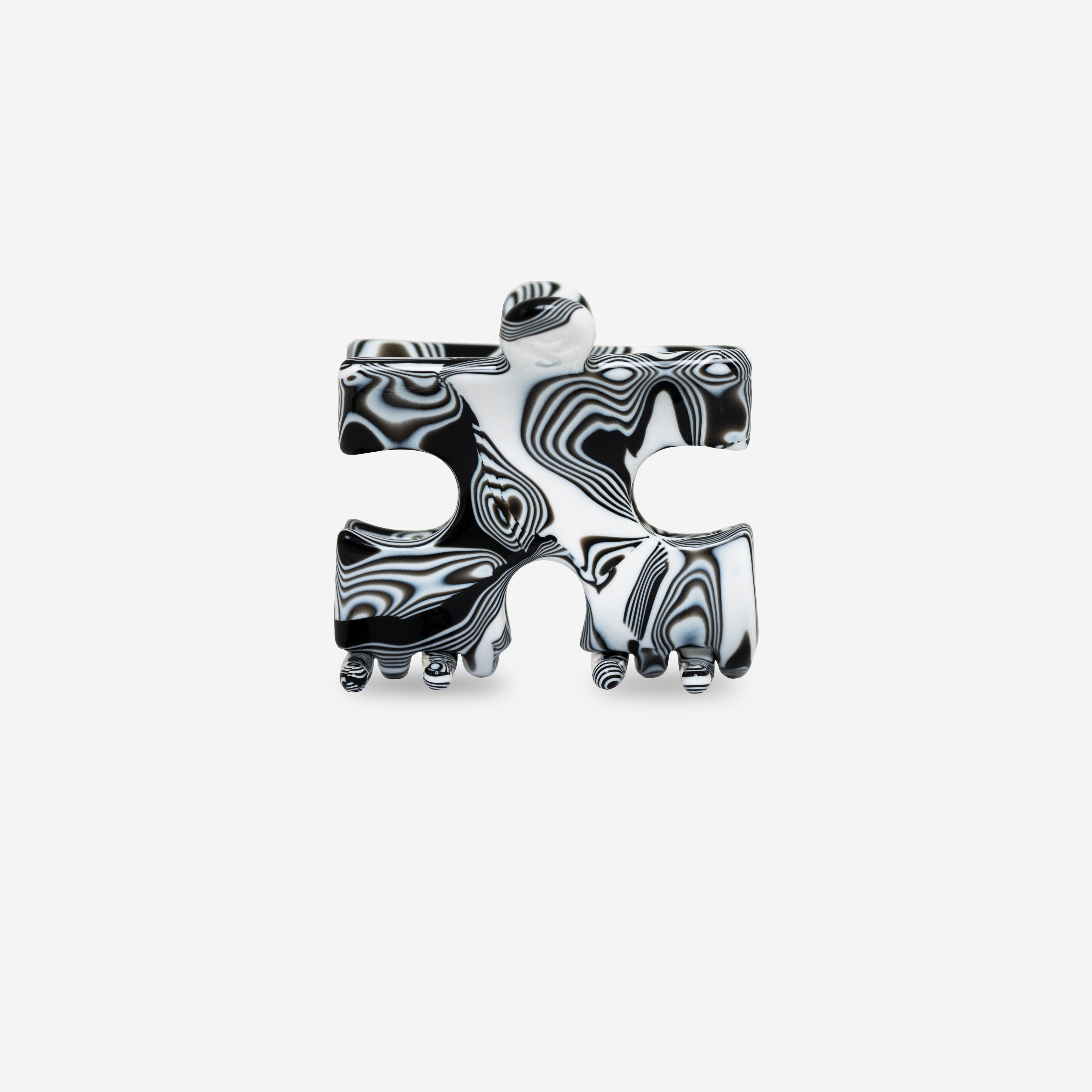 puzzle_shadow_ink_01.jpg