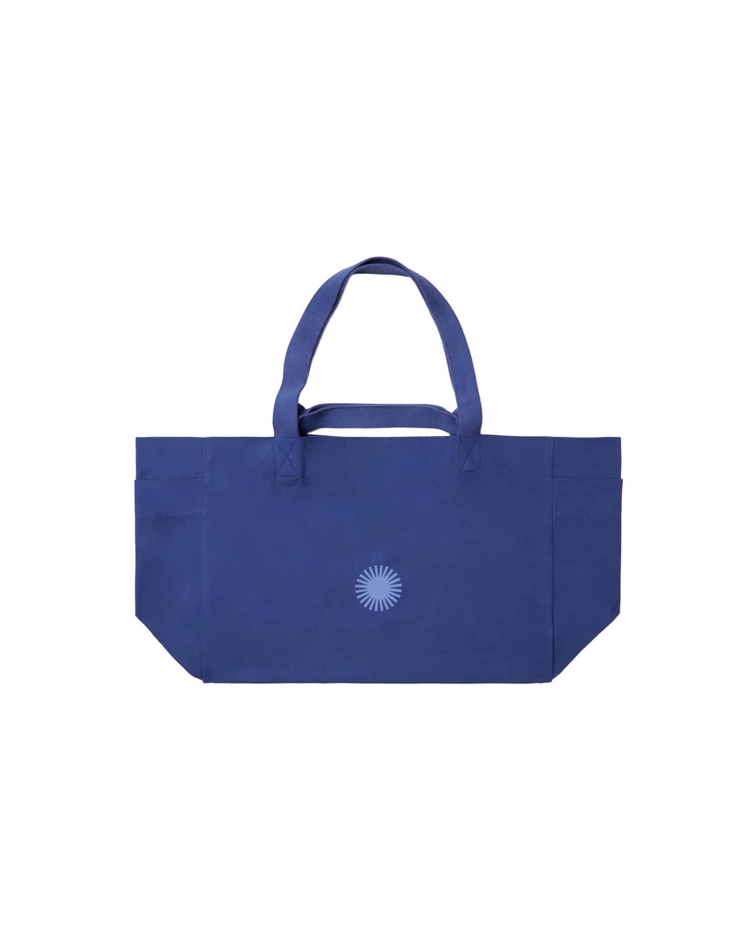 Blaue Einkaufstasche mit Markenlogo